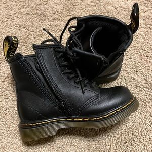 Dr.Martens boots